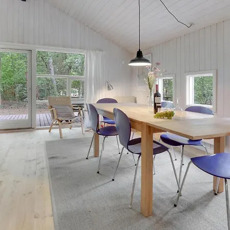 Holiday home Awesome In Nexo With Wifi